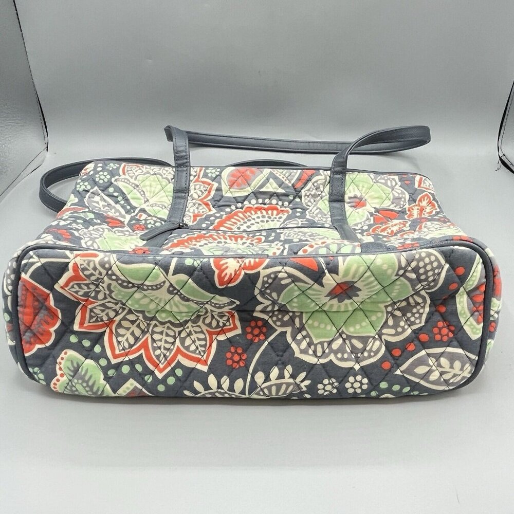 Vera Bradley 14"x11" Shoulder Tote Bag Purse Nomadic Floral Pattern 2016 - Picture 9 of 13